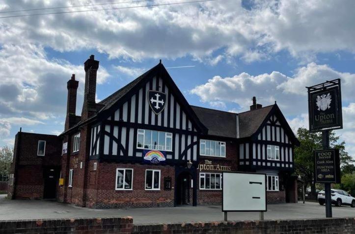 Upton Arms Hotel Pontefract Zewnętrze zdjęcie