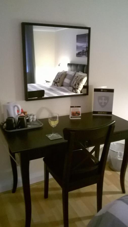 Upton Arms Hotel Pontefract Zewnętrze zdjęcie